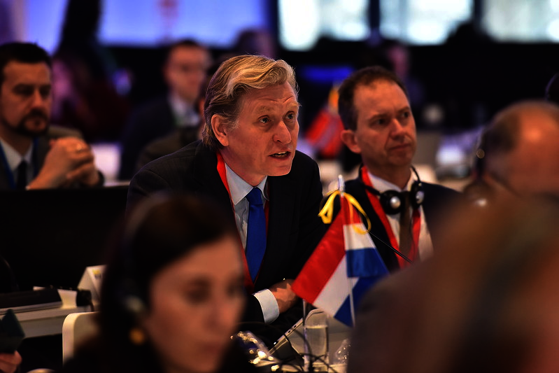 Bastiaan van Apeldoorn, voorzitter van de commissie Europese Zaken, aan het woord