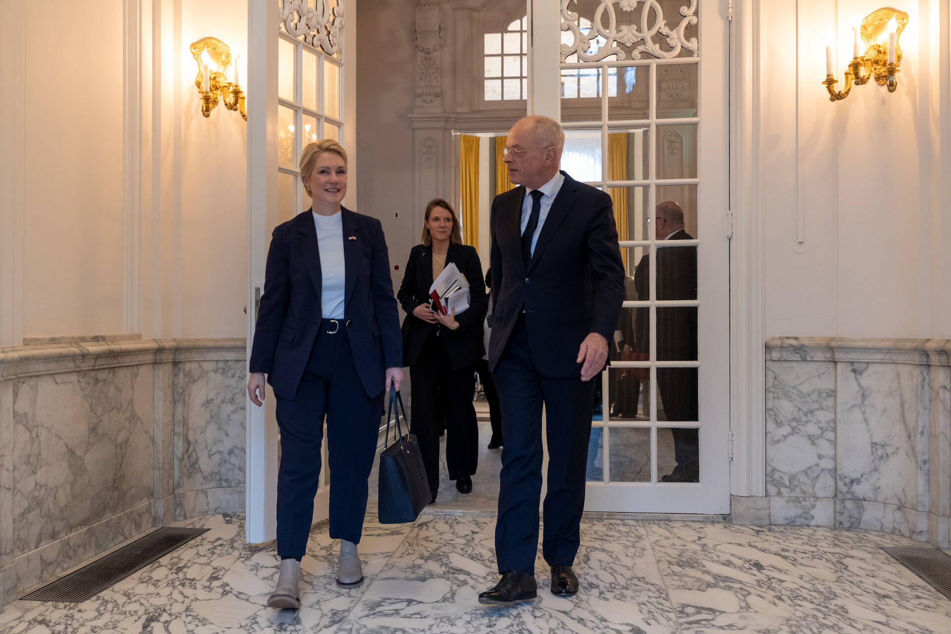 Bondsraadpresident Manuela Schwesig in gesprek met Eerste Kamervoorzitter Jan Anthonie Bruijn